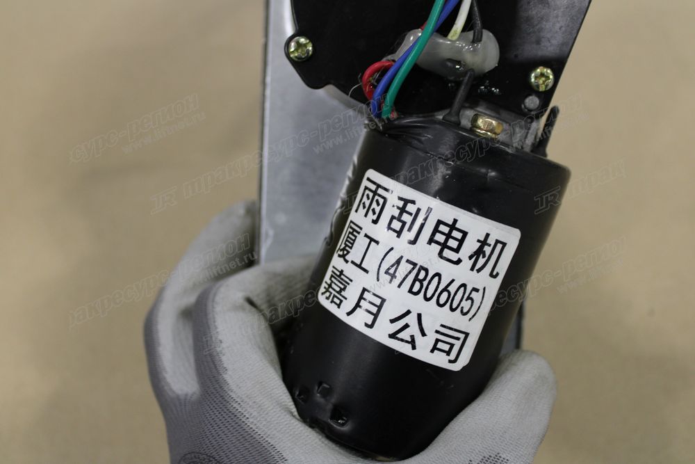 Мотор стеклоочистителя SDLG ZD2530 / K936022005