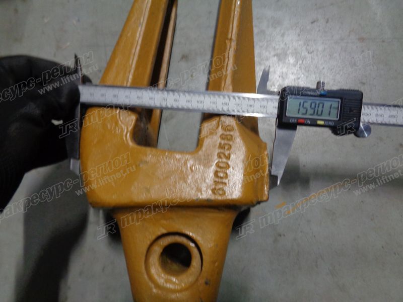 Адаптер зуба ковша CDM6396