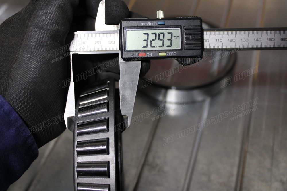 Подшипник роликовый 4021000334