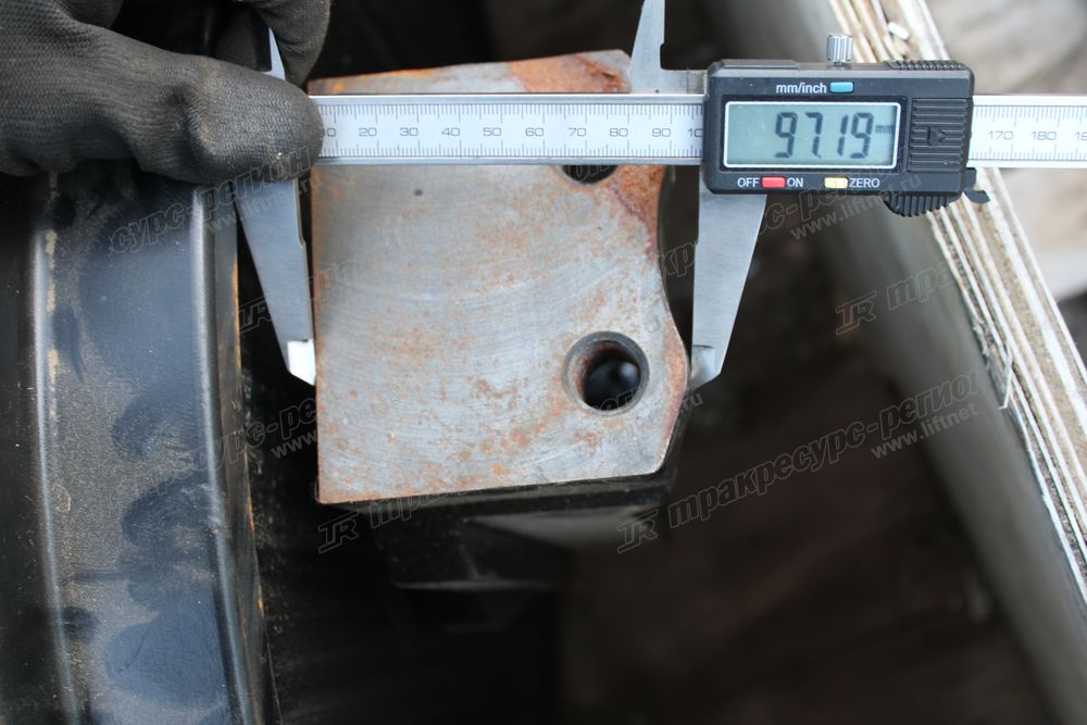 Колесо натяжителя CDM6306