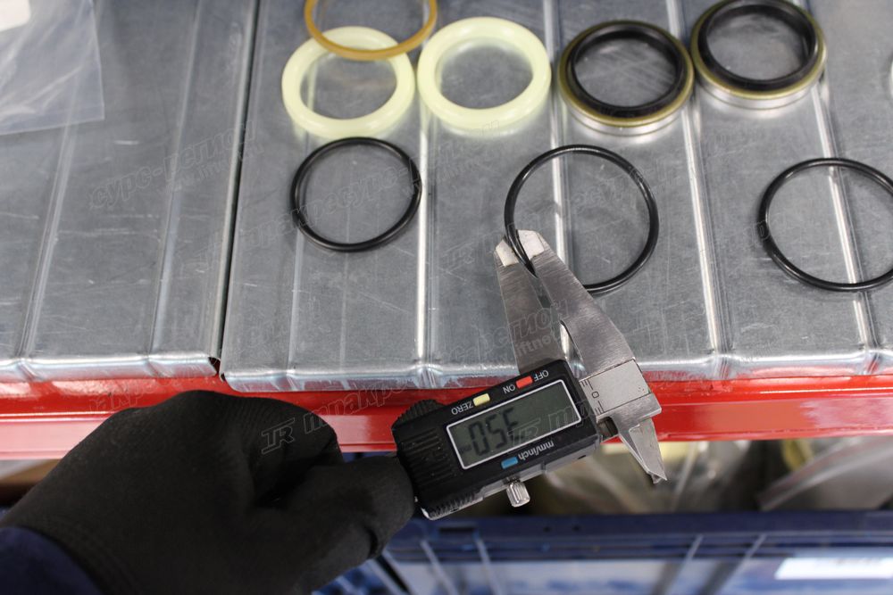 Ремкомплект цилиндра рулевого H12C4-50301S Kit