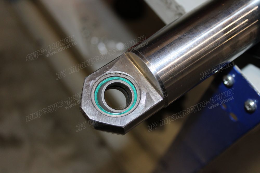 Цилиндр рулевой 49509-GE00A