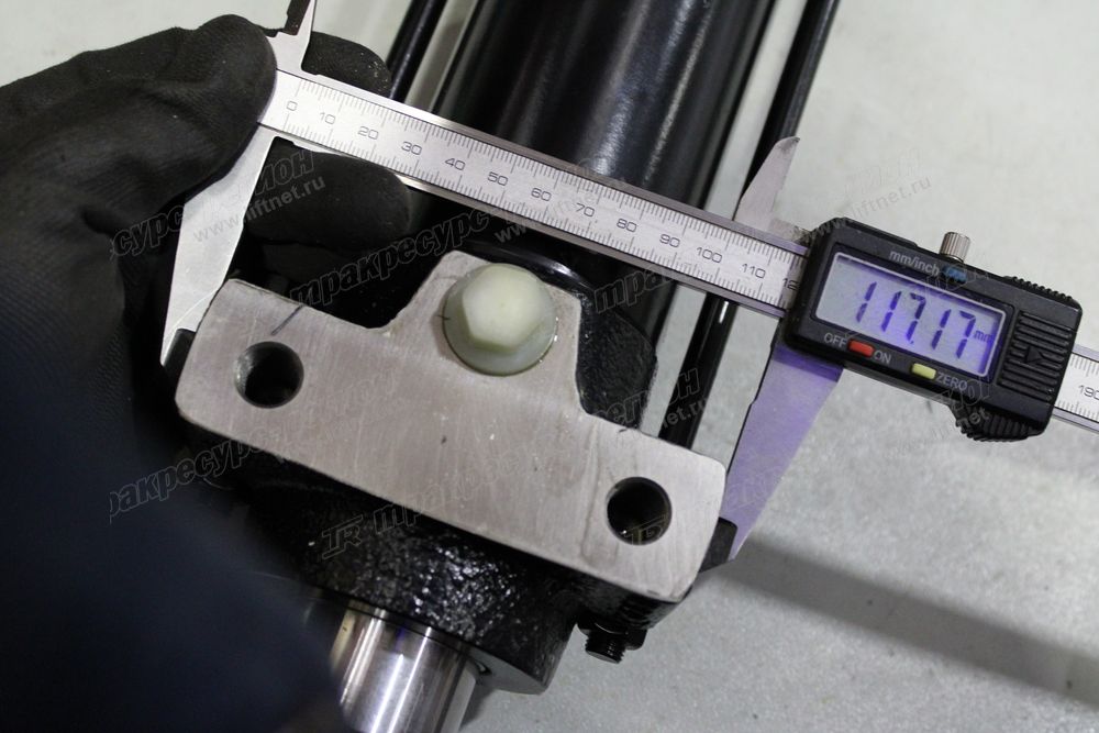 Цилиндр рулевой 49509-GE00A