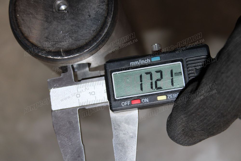 Палец крепления ковша CDM1650W
