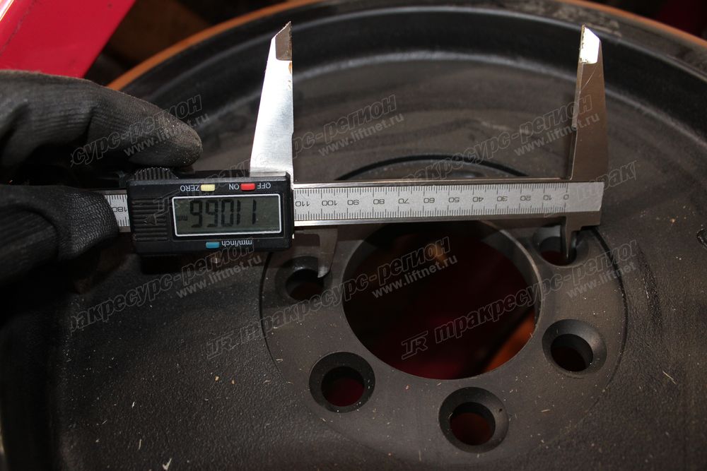 Колесо ведущее 940300400043
