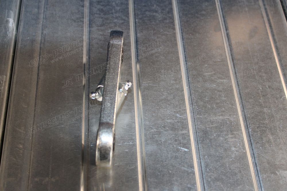 Тяга рулевого механизма 51101960