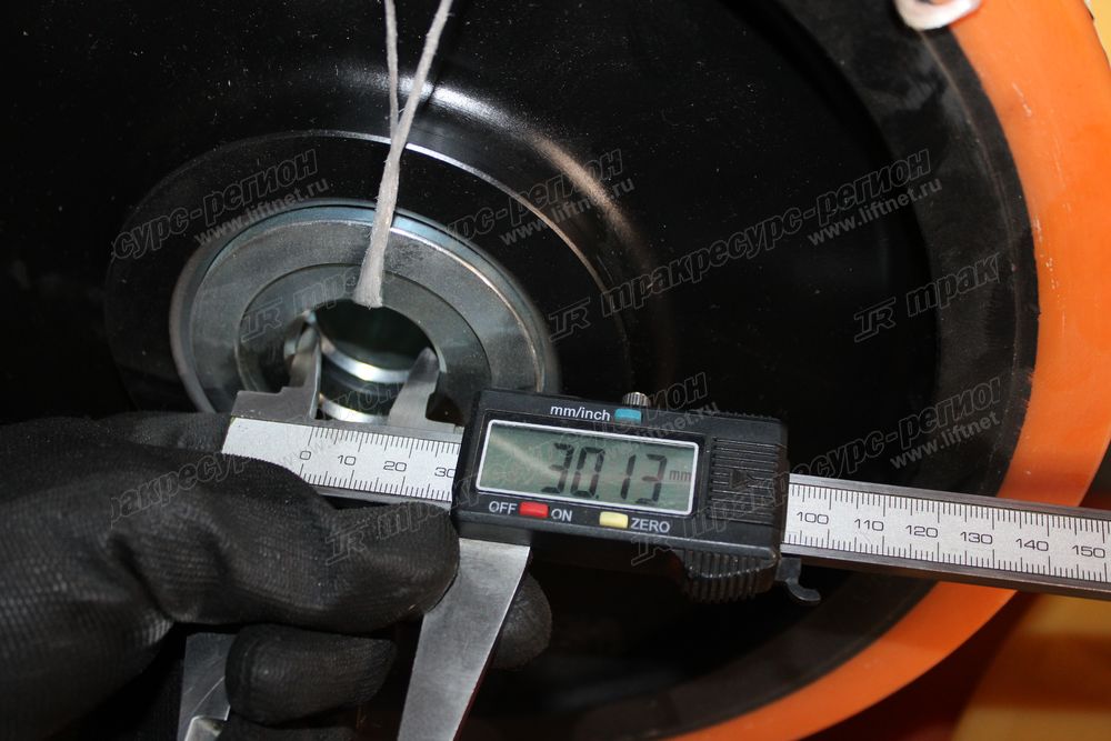 Колесо опорное 300x106 PU