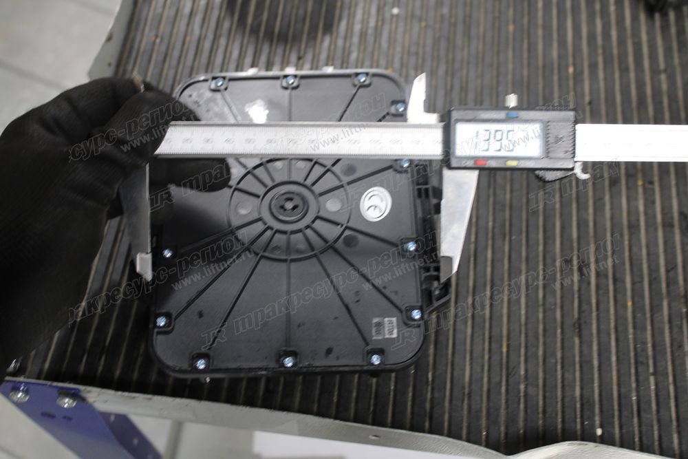 Блок предохранителей CDM6225H