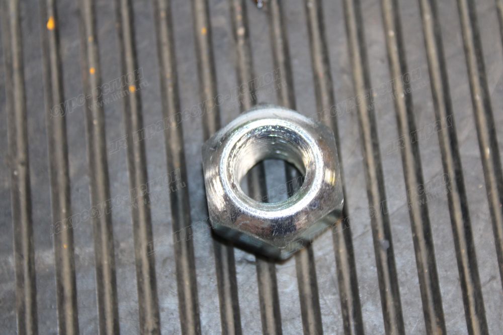 Гайка колеса 36402100379