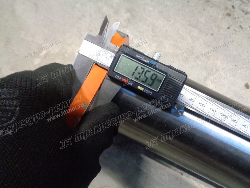 Палец 30615000044