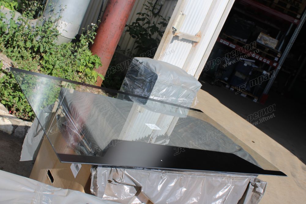 Стекло заднее LG833G
