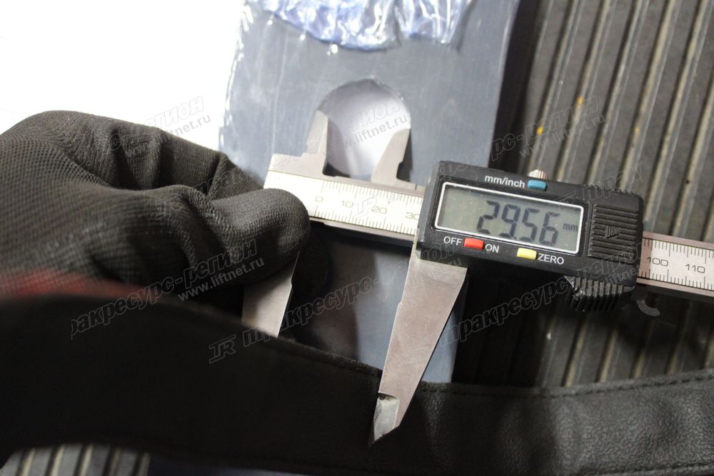 Проставка бокового ножа ковша CDM876G