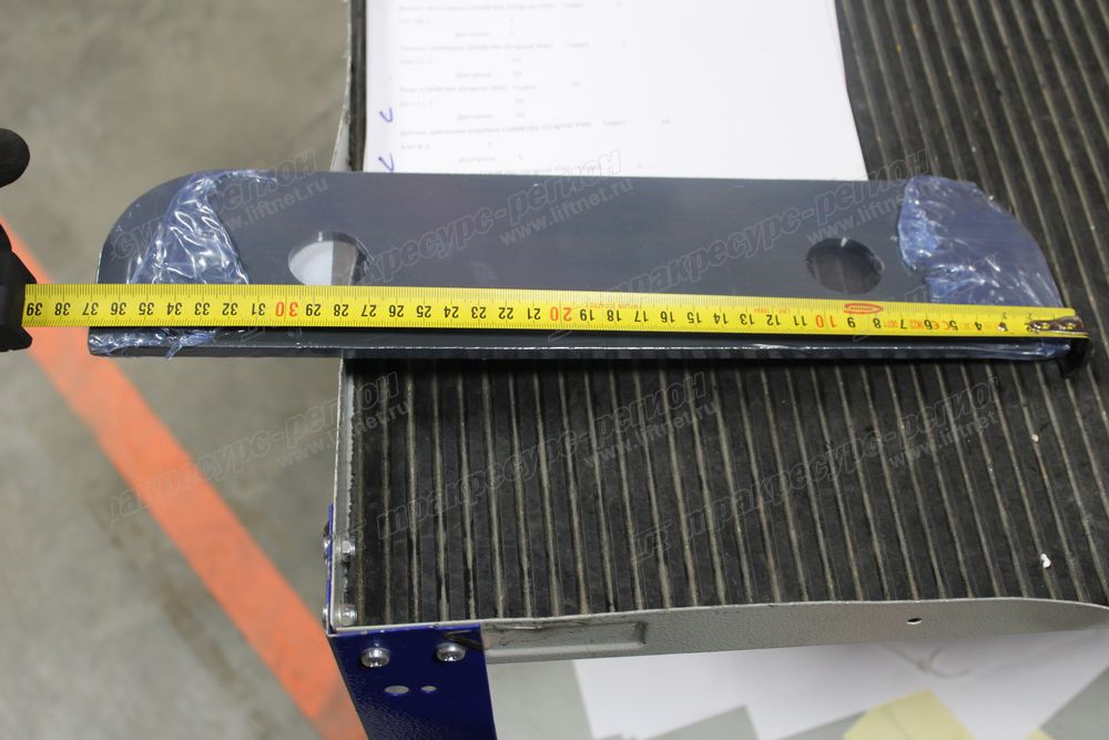 Проставка бокового ножа ковша CDM876G