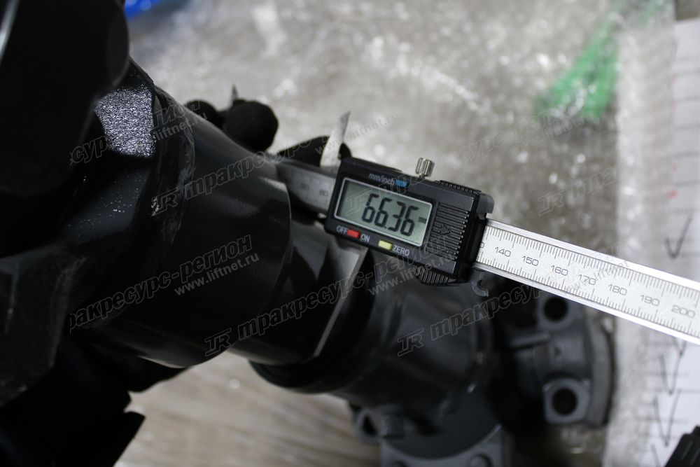 Карданный вал задний CDM876G