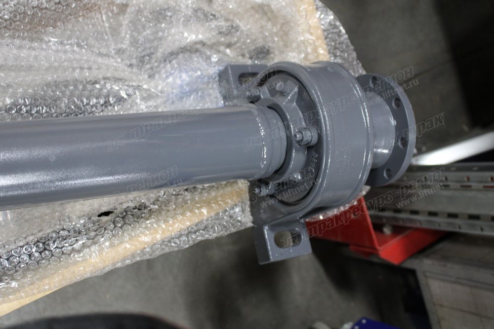 Кардан передний CDM856G