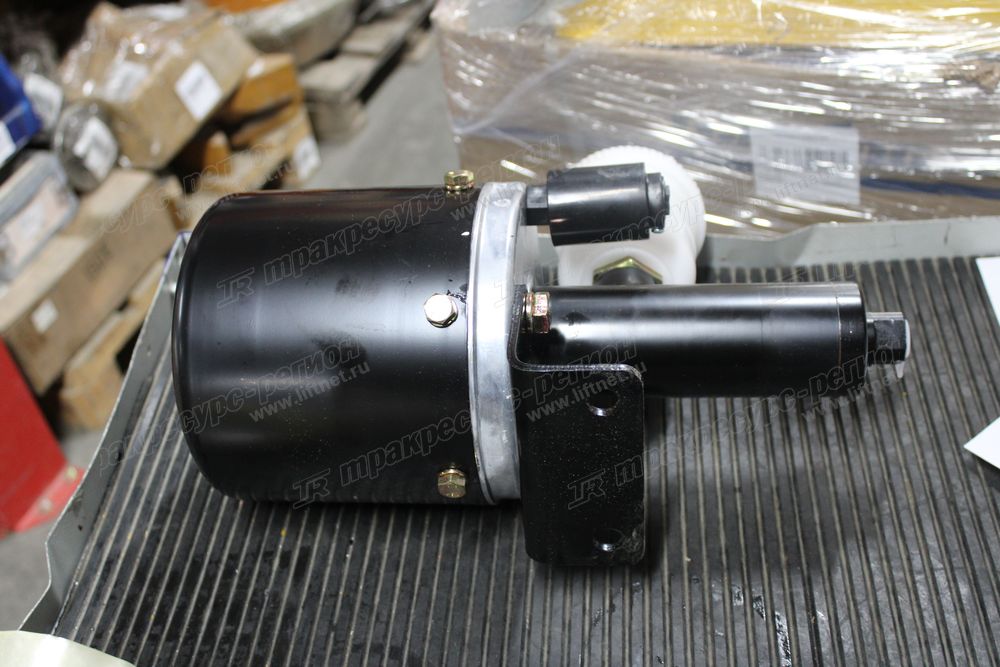 Цилиндр главный тормозной CDM856G