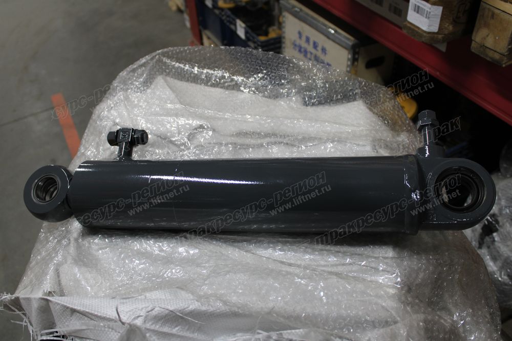Цилиндр рулевой CDM853G