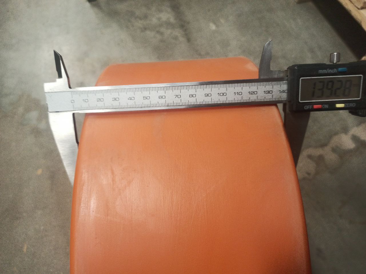 Ведущее колесо 343х140 (PU+QT400-15)  940300400041