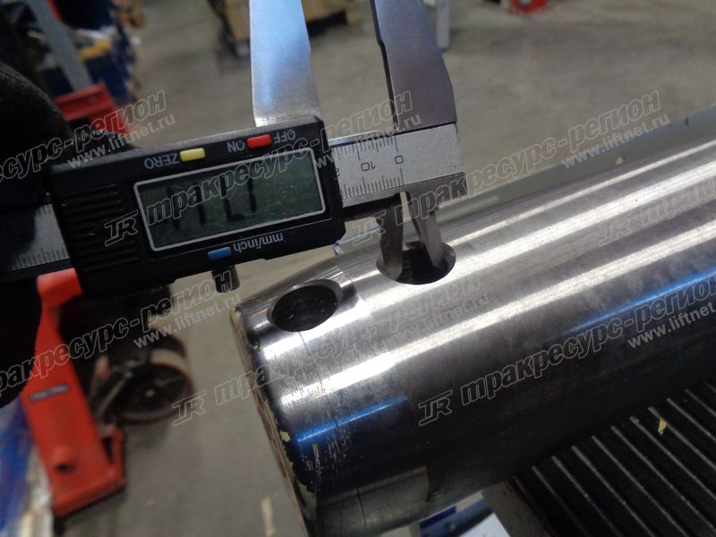 Палец тяги ковша средняя CDM6205