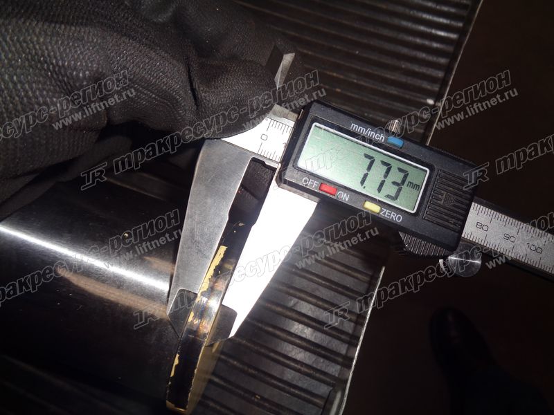 Палец тяги ковша нижняя CDM6205