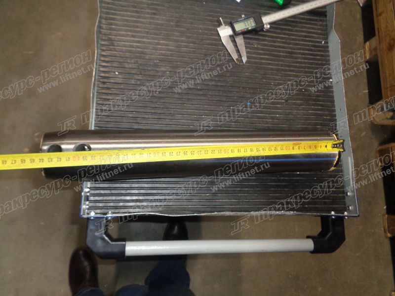 Палец тяги ковша нижняя CDM6205