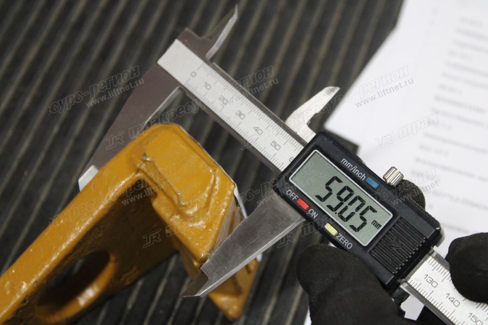 Защита ковша CDM6245F