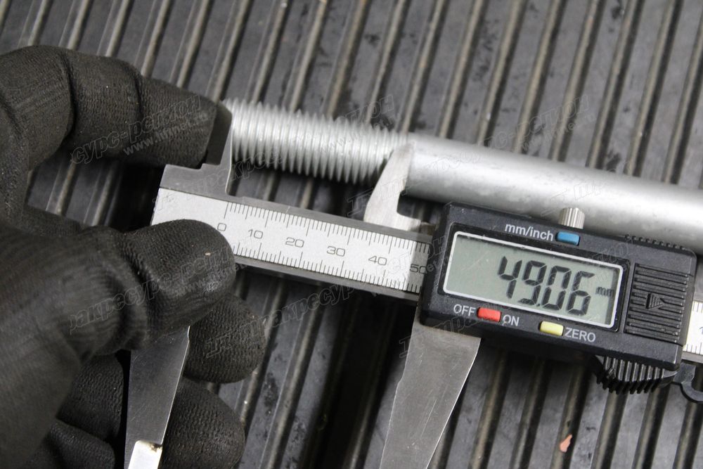 Болт стопорной втулки CDM6245F
