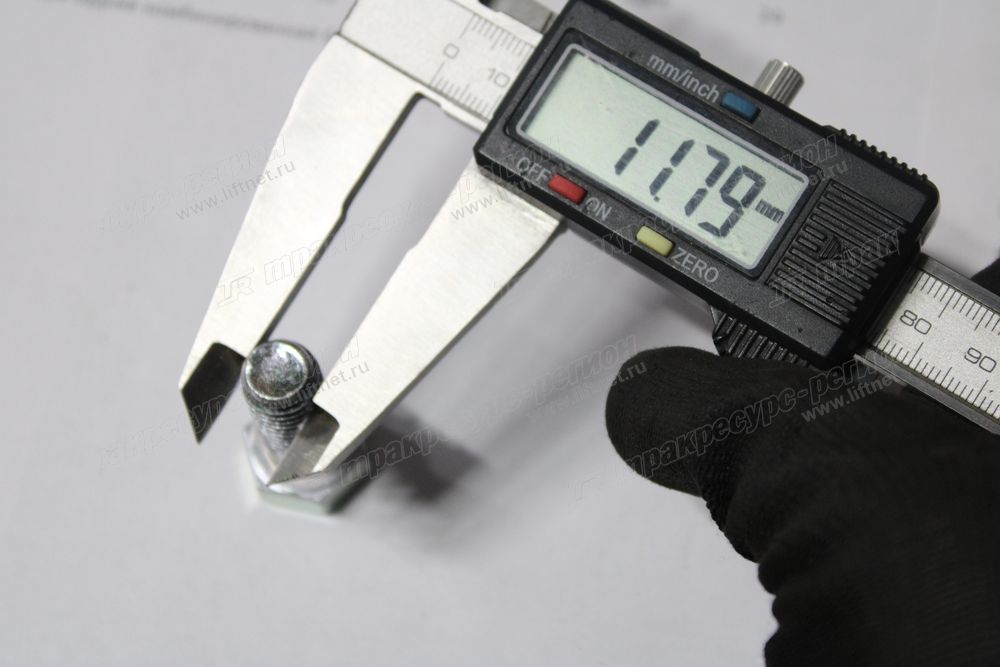 Болт прижимной пластины CDM6245F
