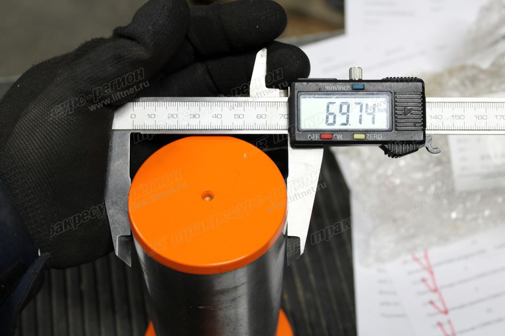 Палец цилиндра стрелы (нижний) CDM6150N