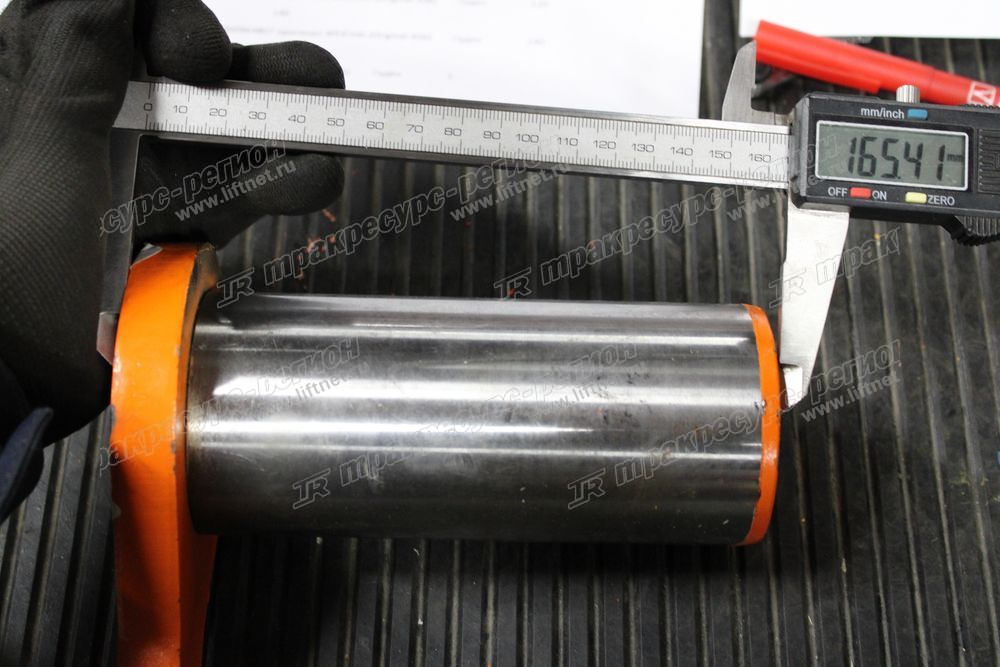 Палец цилиндра ковша CDM6150N