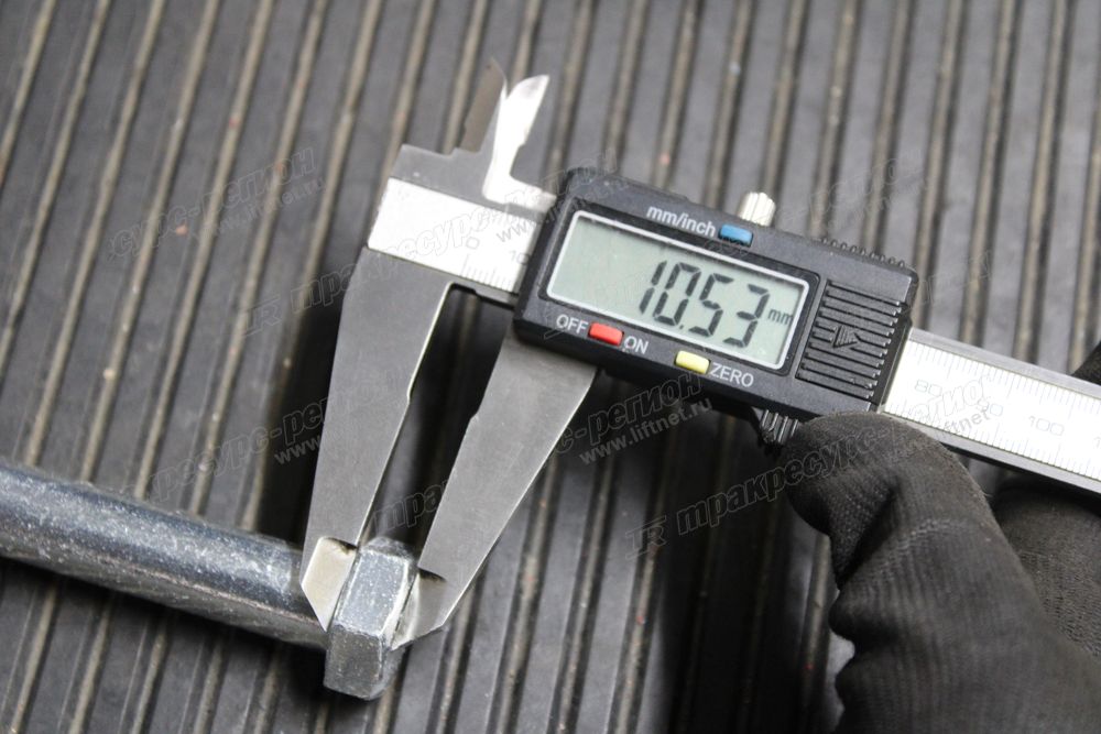 Болт M16*130 CDM6150N