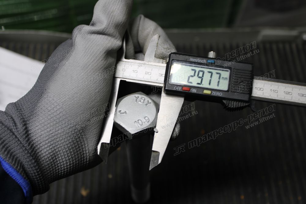 Болт M20×200 CDM6306