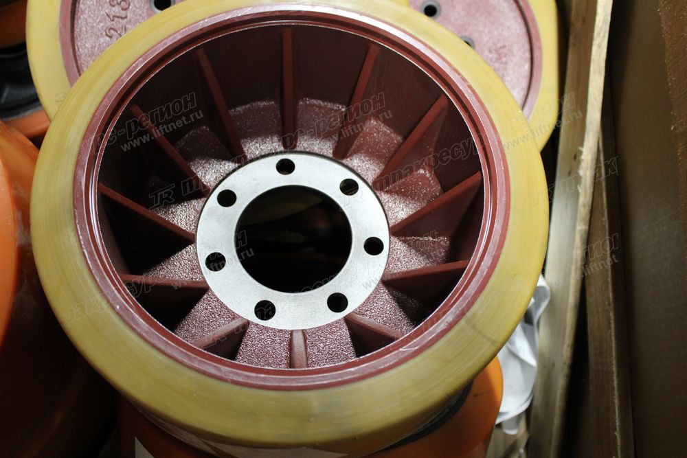 Колесо ведущее 343x135-90 PU