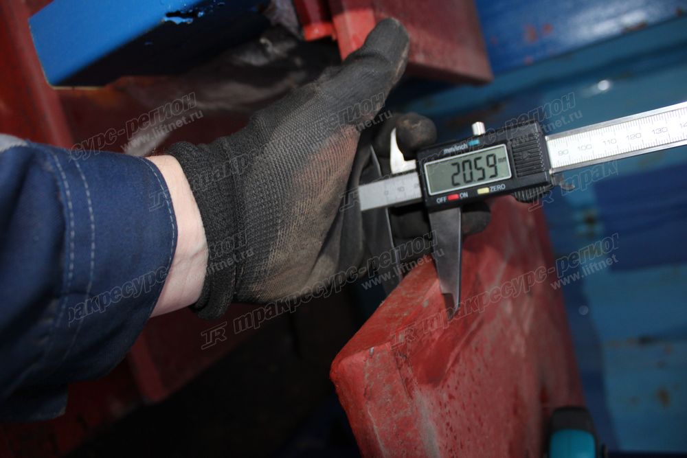 Нож ковша CDM853G, ZL50NCG