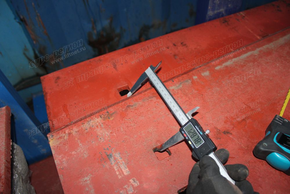 Нож ковша CDM853G, ZL50NCG
