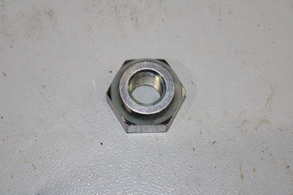 Гайка ступицы ведущего моста M20x1.5-8 QC30A-20005