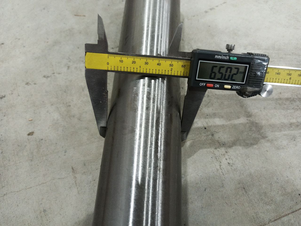 Палец крепления ковша CDM6150W
