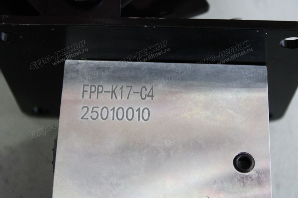 Педаль газа в сборе CDM6150W