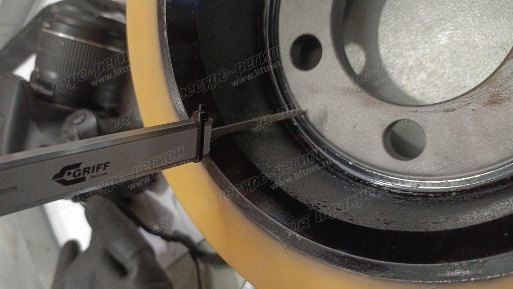 Колесо ведущее 250x105(5) PU
