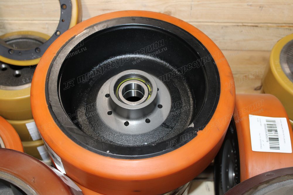 Колесо ведущее 355x106 PU
