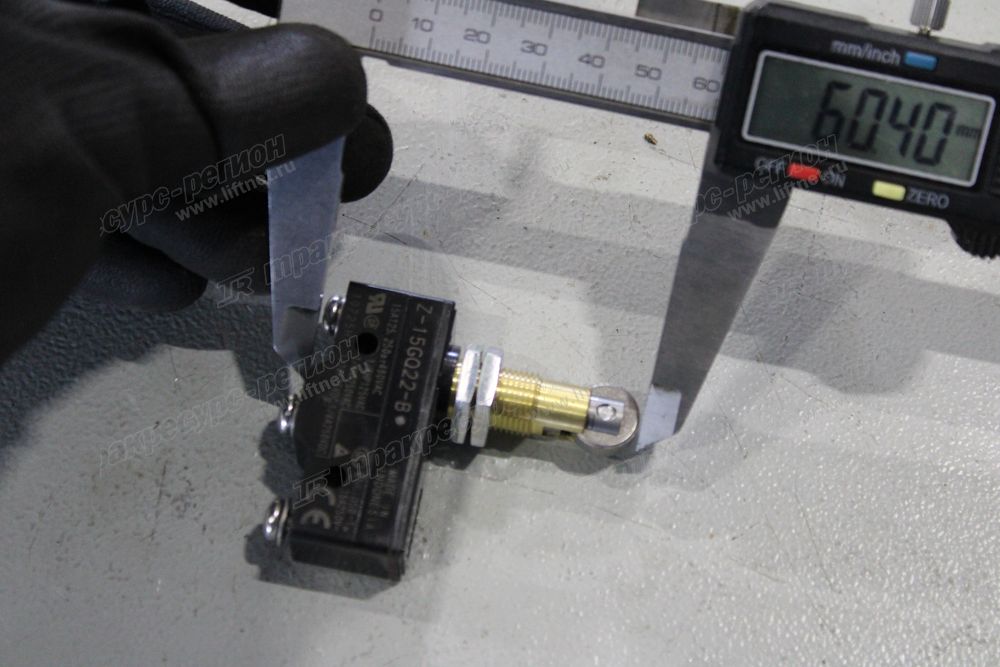 Микропереключатель E101EE60B