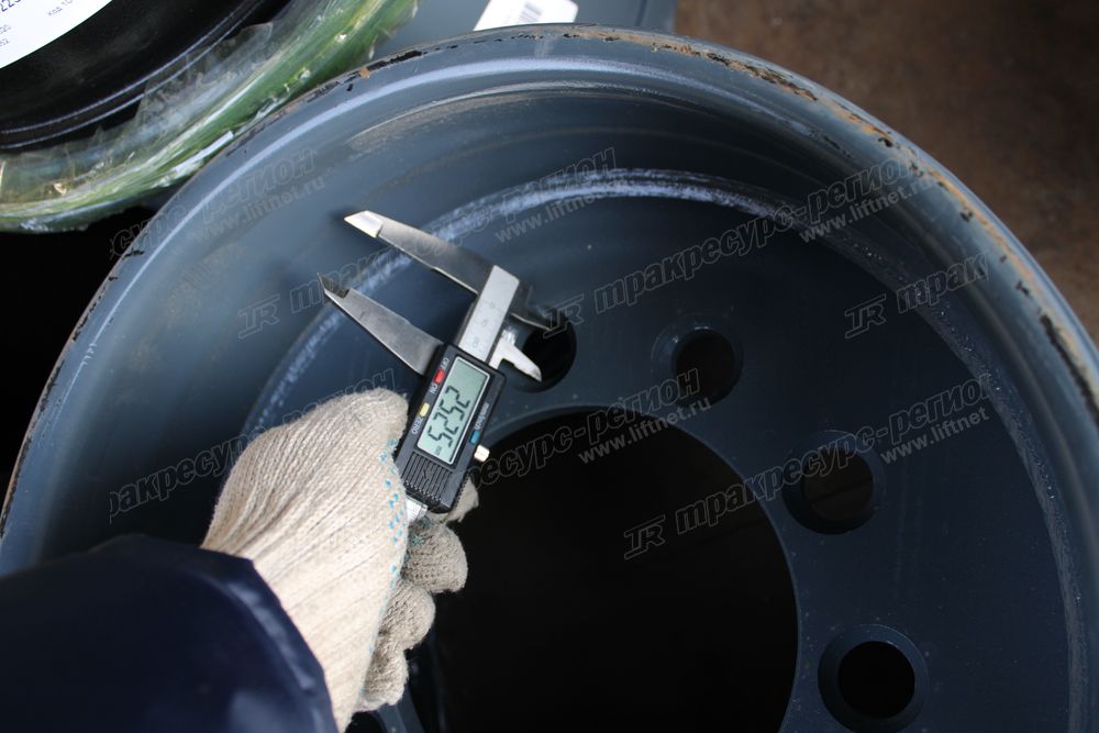 Диск колесный цельный A7BZ4-40701