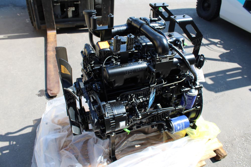 Двигатель CDM932N