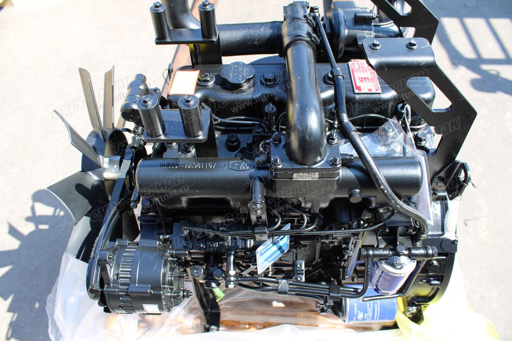 Двигатель CDM932N