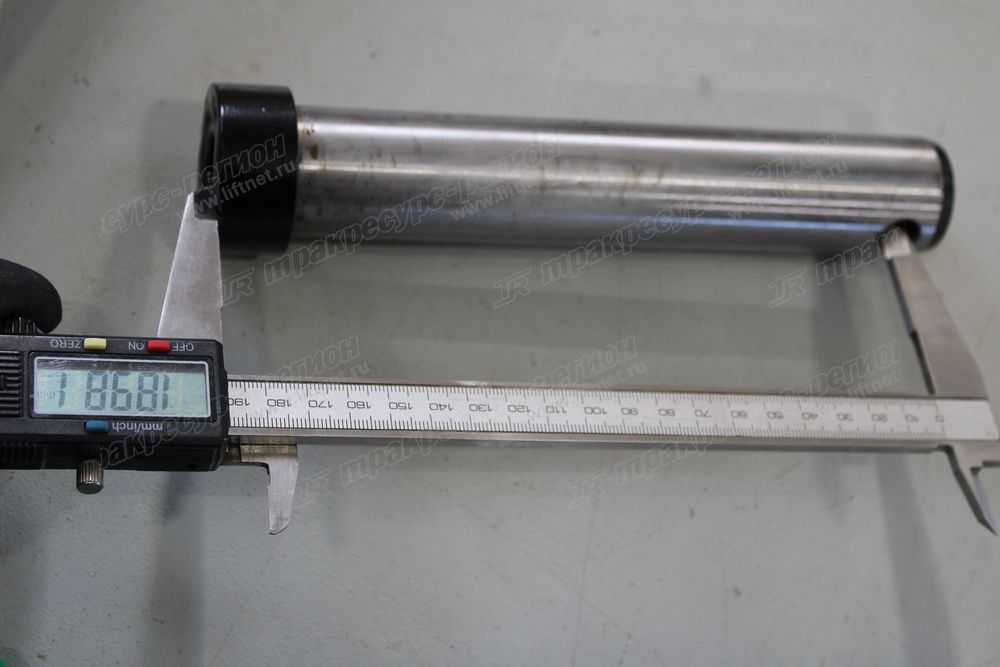Палец ковша CDM6025