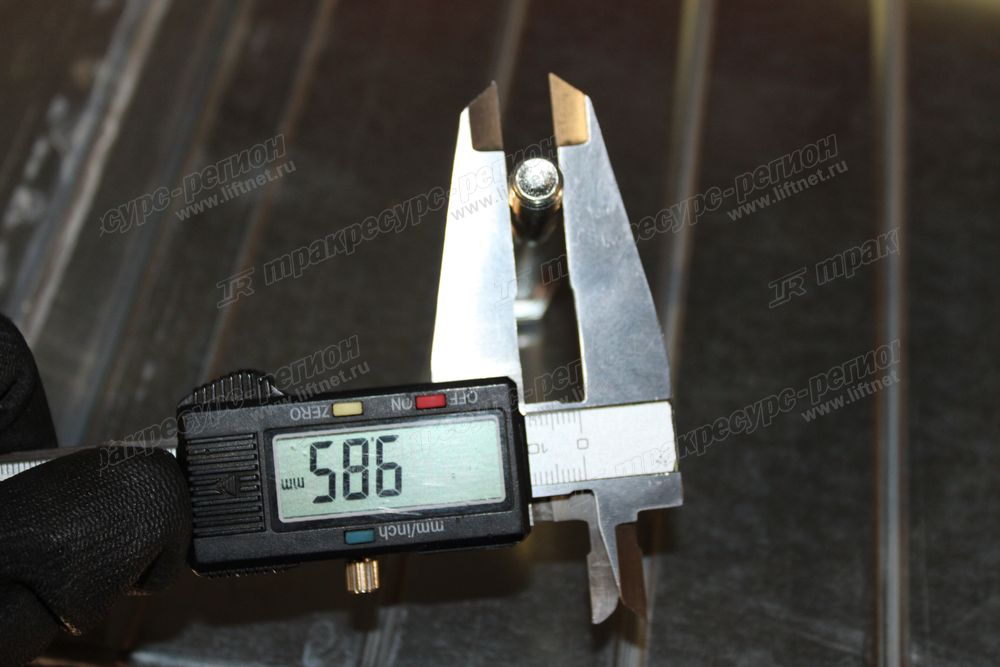 Болт CDM6035