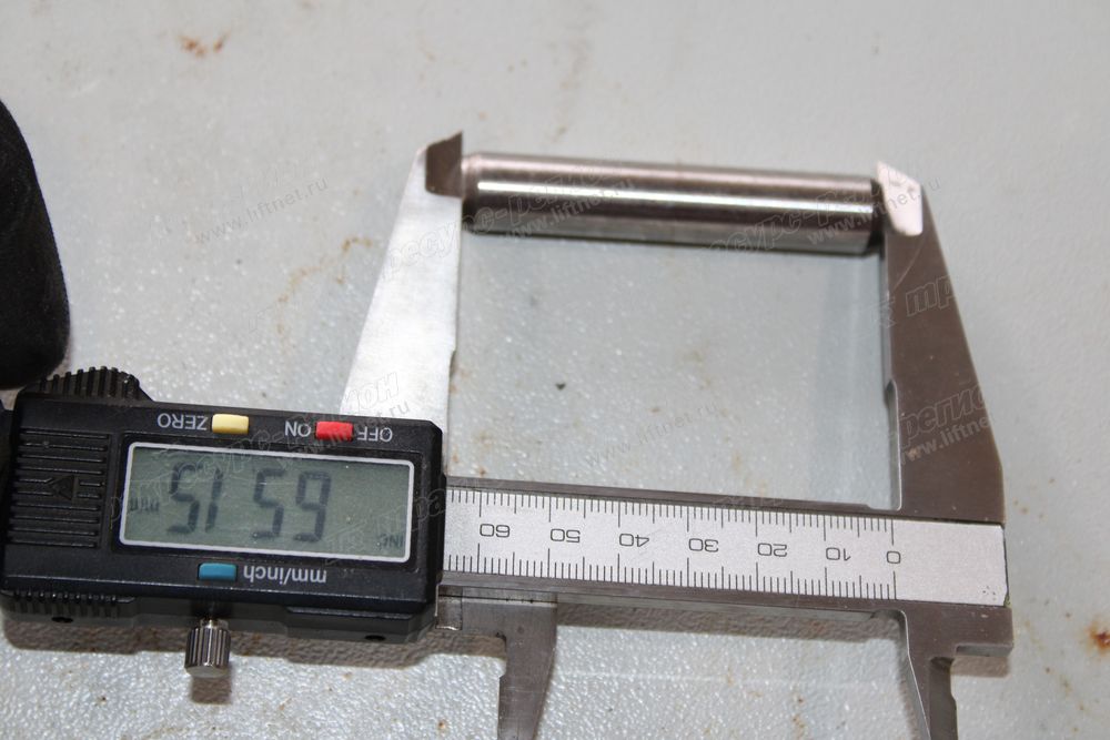 Палец 12x65 JXD176B.01