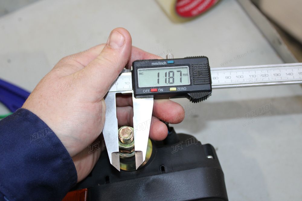 Фара пердняя левая CDM6150W