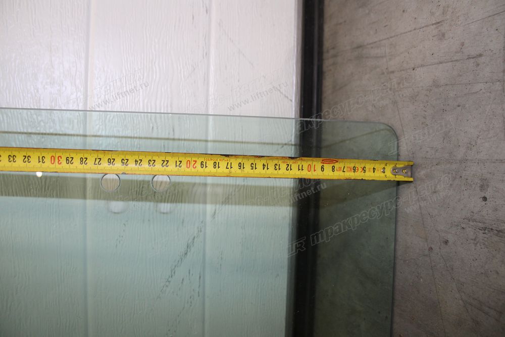 Стекло кабины левое CDM83C;CDM83CL