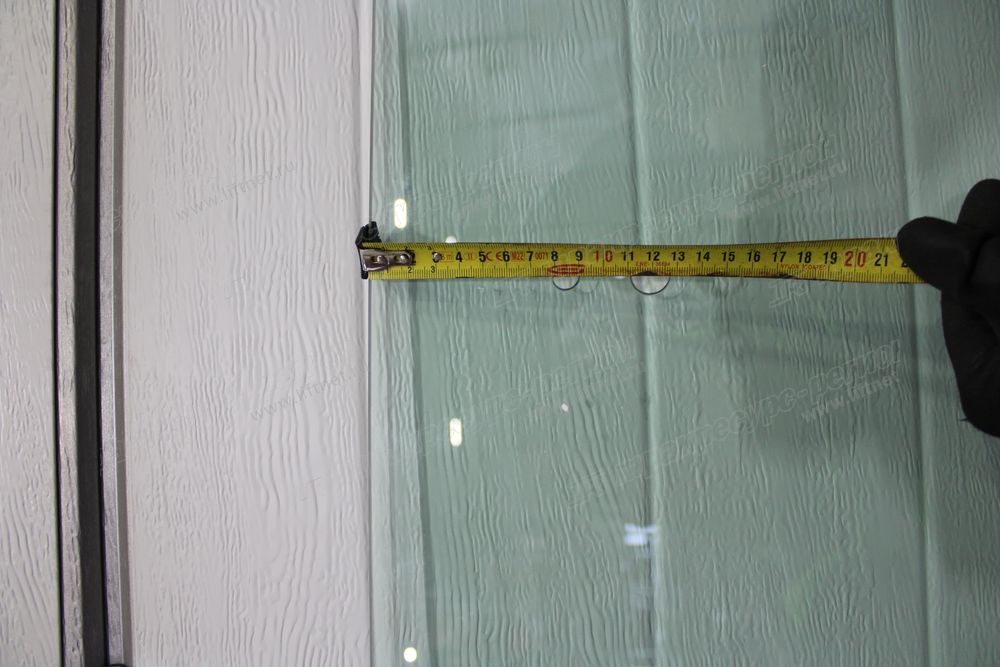 Стекло кабины левое CDM83C;CDM83CL